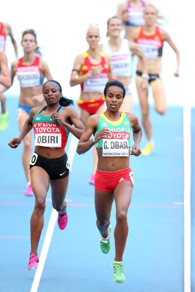 Genzebe Dibaba and Hellen Obiri in the womens 1500m at the IAAF World Athletics Championships Moscow 2013 (Getty Images)