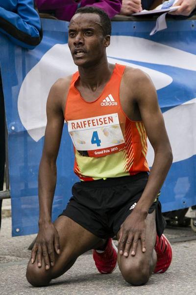 Ethiopia's Muktar Edris after winning the 2013 Media Blenio 10km  (Daniela Salmina)