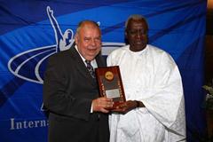 Roberto Gesta de Melo with Lamine Diack at Rio 2008 IAAF Dinner (Getty Images)