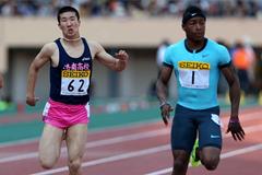 Yoshihide Kiryu and Mike Rodgers at the 2013 Seiko Golden Grand Prix in Tokyo (Yohei Kamiyama / Agence SHOT)