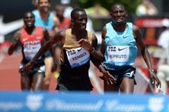 Ezekiel Kemboi and Conseslus Kipruto battling at the 2013 IAAF Diamond League in Eugene  (Kirby Lee)