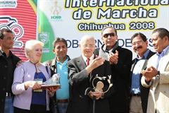 Jerzy Hausleber (c) flanked by a slew of medallists: from left, Miguel Rodriguez, Jerzy's wife, Ernesto Canto, Raul Gonzalez, and Daniel Bautista (Andrew Hausleber)