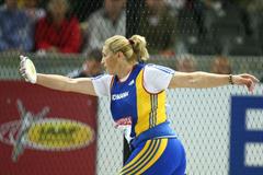 Nicoleta Grasu of Romania in action during the women's Discus Throw final (Getty Images)