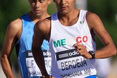 Cristian Berdeja of Mexico in action in the men's 50km race walk (Getty Images)