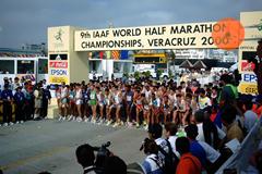 The start of the men's race (© IAAF)