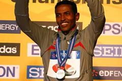 Zersenay Tadese successfully defends his IAAF World Half Marathon Championships title in Birmingham (Getty Images)