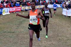 Ethiopia's Muktar Edris winning at the 2013 Cinque Mulini race (Gianfranco Colombo)