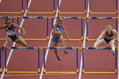 Sally Pearson of Australia takes the 100m Hurdles from Lolo Jones of USA in Split (Getty Images)