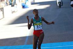 Berhane Adere in action (IAAF)