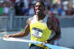 Michael Tinsley wins the 400m Hurdles at the 2013 US Championships (Getty Images)