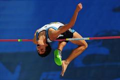 Aviram SHWARZBARD of Israel in action during the Boys High Jump final - Day Four - WYC Lille 2011 (Getty Images)