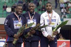 Lisbon 2001 Men's 60m medal ceremony (© Allsport)