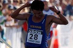 Perez takes the tape in Turin (Peter Thompson IAAF-AMS)