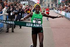 All smiles - Philomena Chepchirchir after her commanding victory at the 2011 City-Pier-City Half Marathon in The Hague (CPC Organisers)