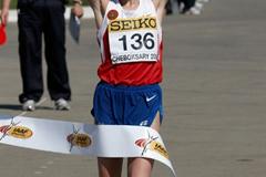 Olga Kaniskina of Russia crosses the finish-line to win the gold medal (Getty Images)
