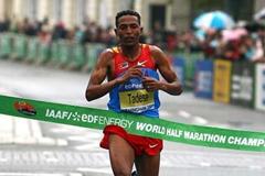Zersenay Tadese crosses the line for his fourth title in Birmingham (Getty Images)
