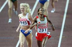Maryam Yusuf Jamal of Bahrain finishes ahead of Yelena Soboleva of Russia during the 1500m Final (Getty Images)