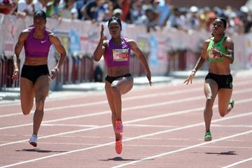 Carmelita Jeter dashes 10.99 at Mt. SAC (Kirby Lee)