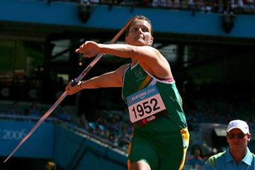 South Africa’s Sunette Viljoen throwing to gold - Melbourne (Getty Images)