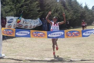 Wude Ayalew winning the Ethiopian World Championships trials (Elshadai Negash)
