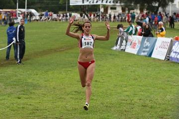 Ana Dulce Felix takes the victory at the Almond Blossom XC, along with her first national title (Marcelino Almeida)