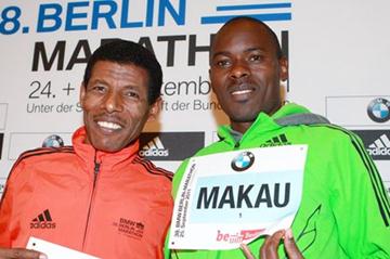 Haile Gebrselassie and Patrick Makau at the pre-race press conference in Berlin (Victah Sailer)
