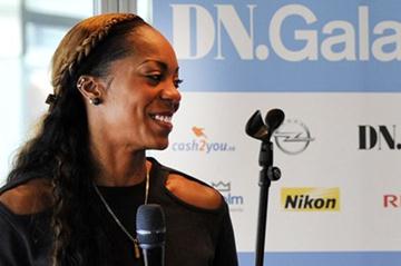 Sanya Richards-Ross in Stockholm with Sweden's European champion Moa Hjelmer (Deca Text & Bild)
