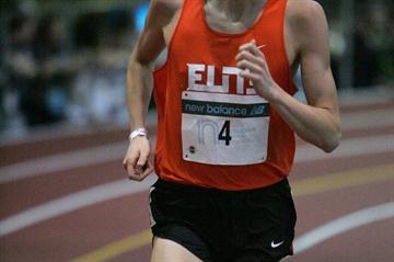 Lukas Verzbicas en route to his 14:06.78 US high school 5000m record (John Nepolitan (dyestat/ESPN Rise))