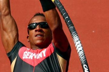 Raphael Holzdeppe of Germany competes in the Men's Pole Vault Qualifications on Day 12 of the London 2012 Olympic Games at Olympic Stadium on August 8, 2012 (Getty Images)