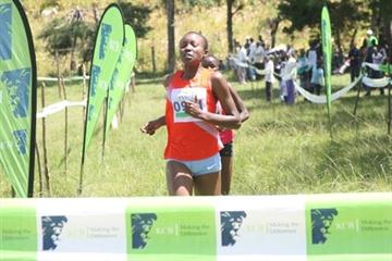 Mercy Cherono on the way to victory in Kericho (Mworia Githinji / Ginadin Communications)