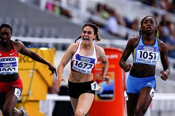 Anthonique Strachan (L) of Bahamas wins the Women's 100 metres Final on the day two of the 14th IAAF World Junior Championships in Barcelona 2012 (Getty Images)