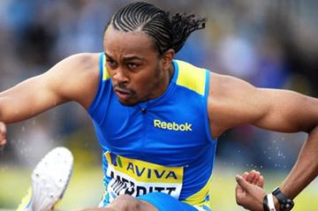 Aries Merritt hurdling at London's Crystal Palace (Mark Shearman)