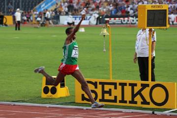 Meresa Kahsay winning at the 2013 IAAF World Youth Championships  (Rachel Rominger - IAAF)