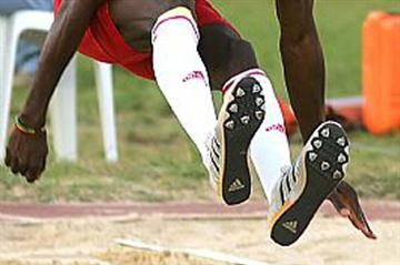 Randy Lewis reaches a new Grenadian national record in the triple jump (Bruno Miani/CBAt)
