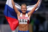 Olimpiada Ivanova of Russia celebrates winning the 20km race walk in a new World record time (Getty Images)
