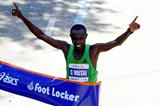 A spectacular 2:05:06 course record for Geoffrey Mutai in New York (Getty Images)