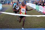 Muktar Edris wins the senior men's race at Campaccio (Giancarlo Colombo)