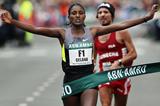 Tiki Gelana wins the 2012 Rotterdam Marathon (organisers)
