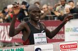 Kenya's Thomas Longosiwa taking the victory at the 2012 Cinque Mulini (organisers)