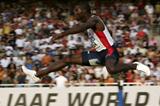 Kerron Clement en route to World Cup gold in Athens (Getty Images)