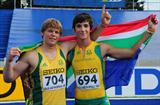  Gold medalist Reinhard VAN ZYL (l) and Silver medalist Morne MOOLMAN (RSA) pose with the flag after the Boys Javelin final - Day Five - WYC Lille 2011 (Getty Images)