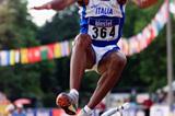 Andrew Howe-Besozzi (ITA) winning bronze at the 2001 World Youth Champs (Getty Images)