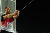 Koji Murofushi throws a season's best 81.24 to win gold in Daegu (Getty Images)
