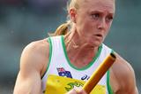 Sally Pearson in action in the 4x100m Relay (Getty Images)