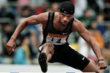 USA's Johnny Dutch in the 400m Hurdles (Getty Images)
