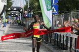 Silas Sang defends his half marathon title in Lisbon (Marcelino Almeida)