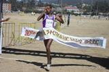 Hiwot Ayalew takes the women's race at the Erthiopian World Cross Country Trials (Bizuayehu Wagaw)