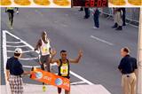 Deriba Merga wins the 2008 edition of the World's best 10km (Denni Lozza - Island Photography)